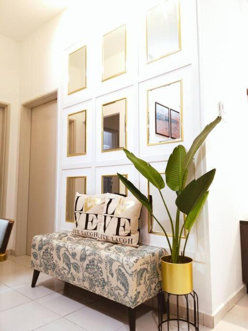 Homestay Casa Nur Iman @Adelia Kajang Exterior photo